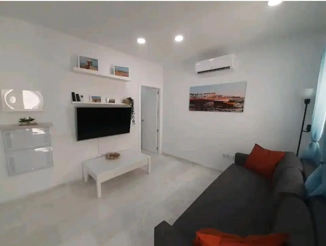Apartamento Casa Playa Caleta, A 4 Minutos De La Playa Cádiz España